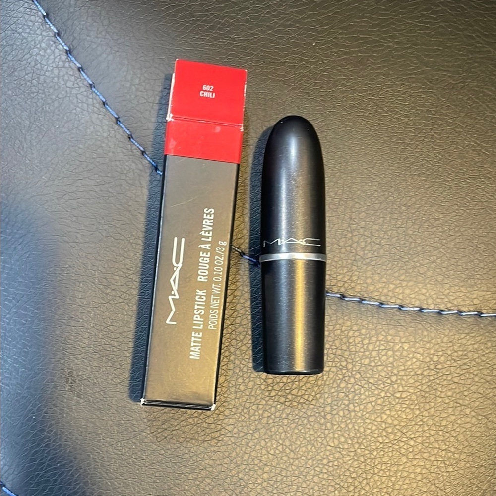 MAC Cosmetics Matte Lipstick - Chili Red
